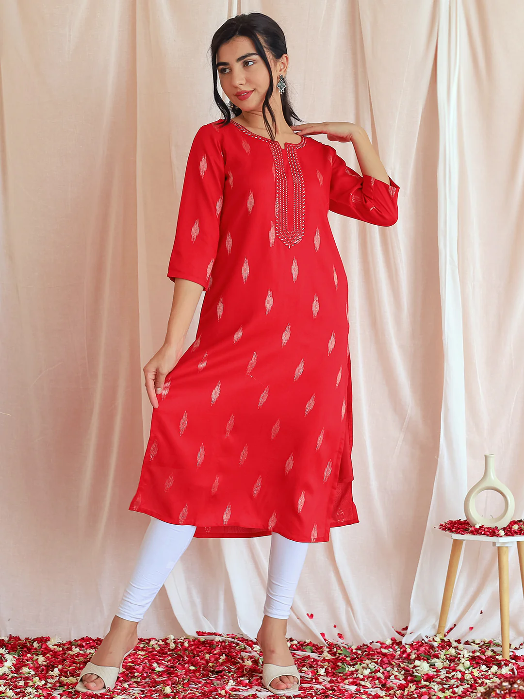 26831_84f9533c-babf-4397-a758-e2d6804de4be.webp Pink Woven Design Rayon Straight Kurta - Image 1